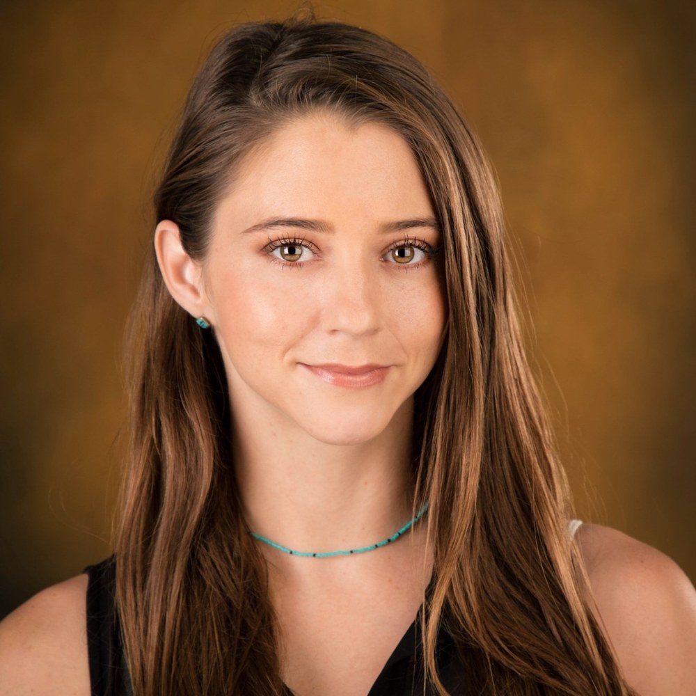 Meet your Posher, Kasie
